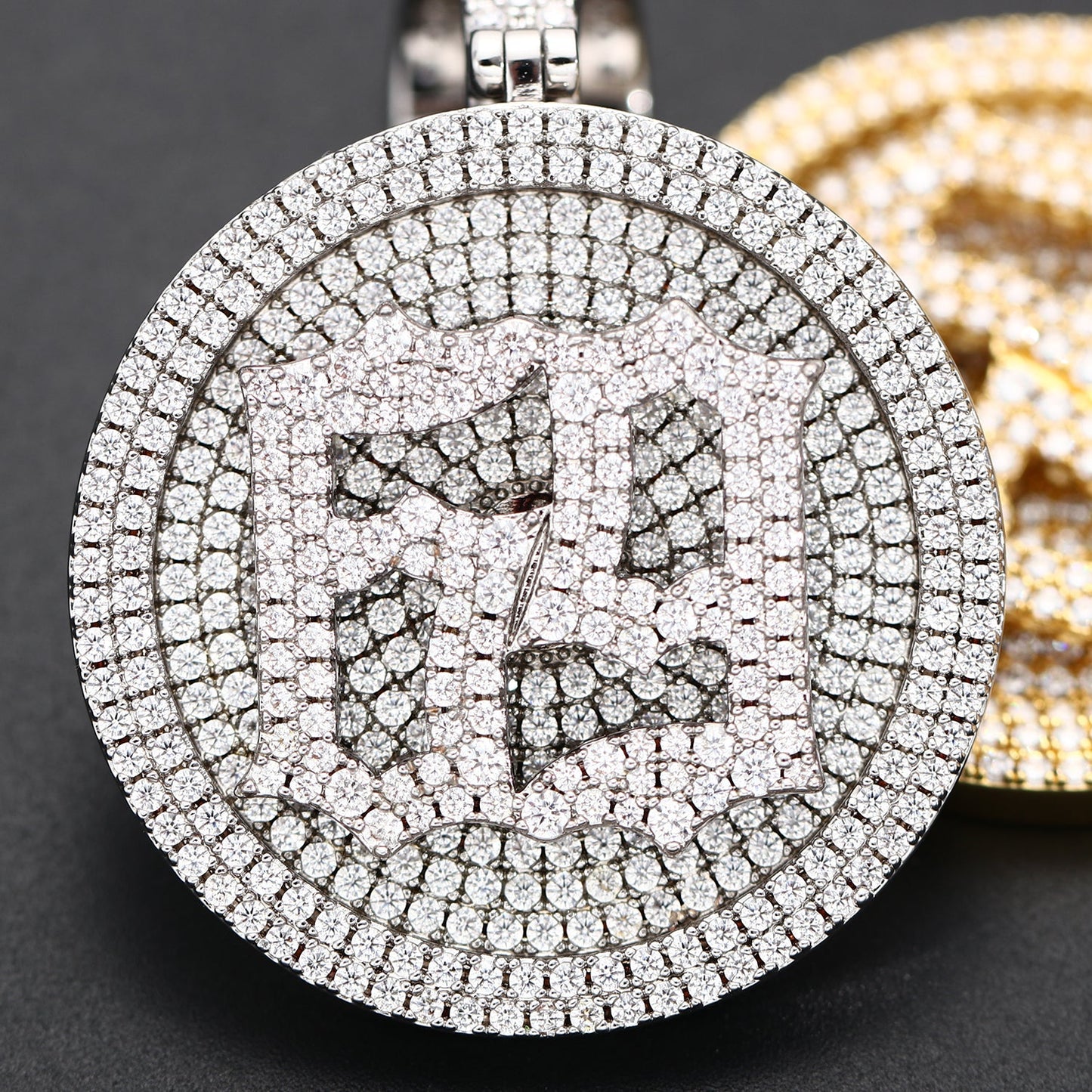 Iced Out 69 Gold Plated 6IX9INE 3D Giant Disc Bling-Bling Pendant Tripodjewelry