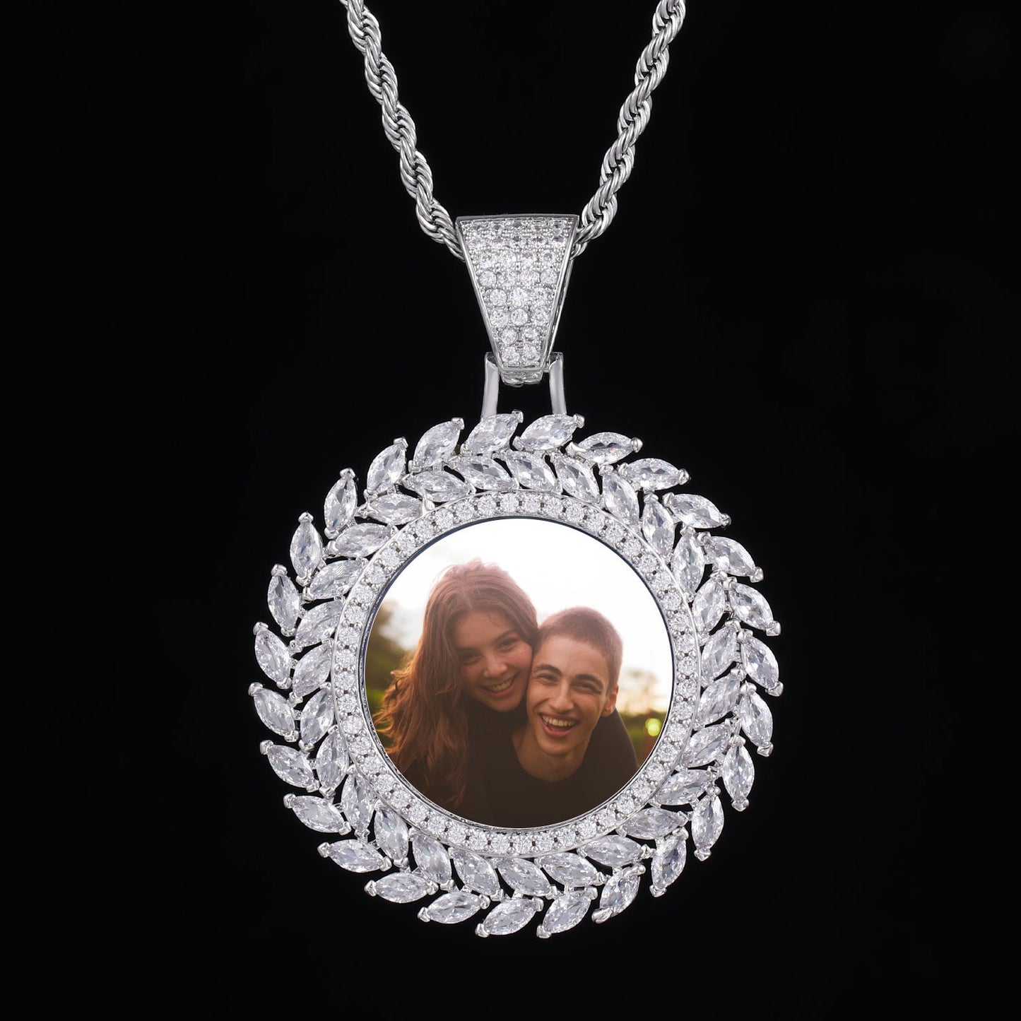 Picture Custom Pendant- Leaf Type TRIPOD JEWELRY