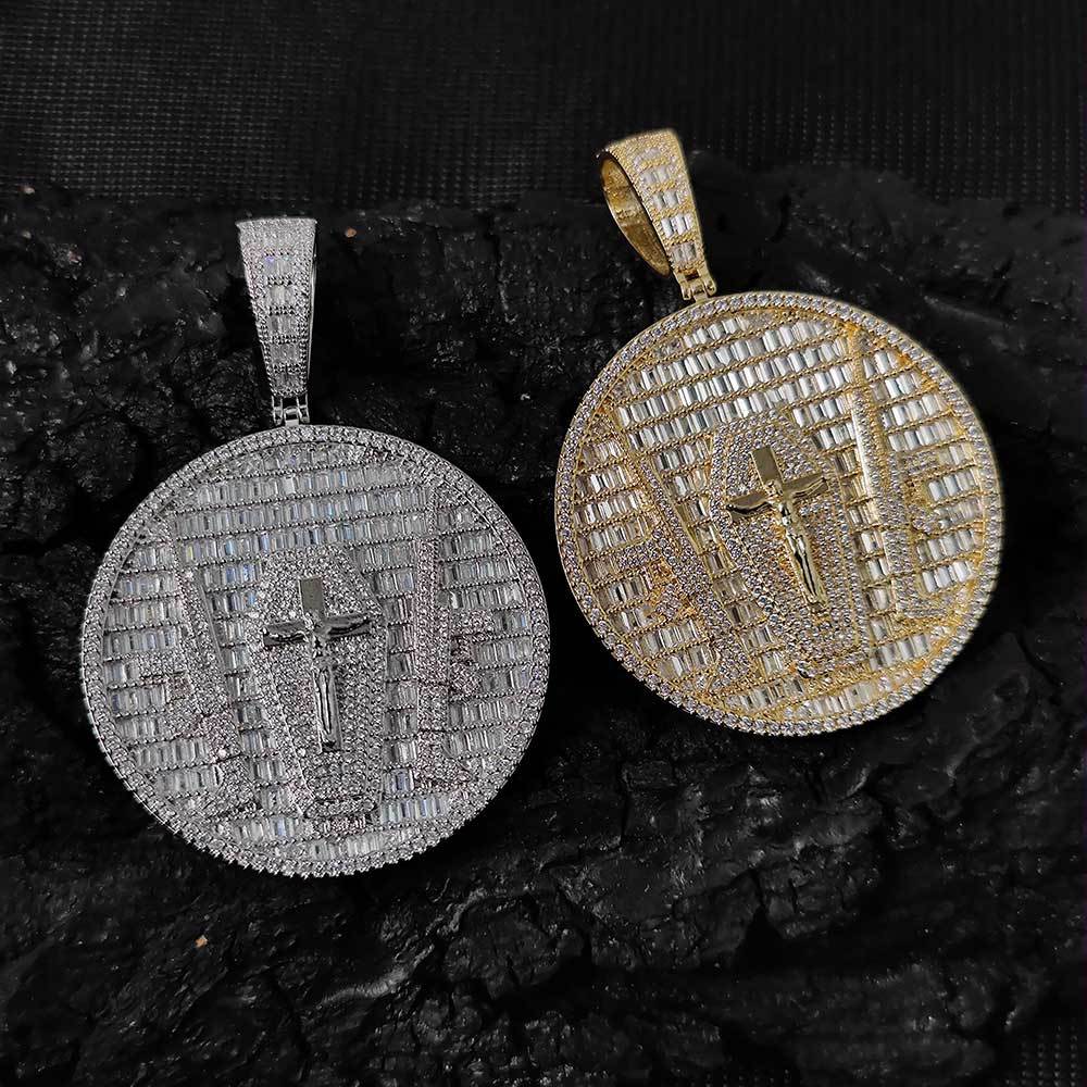 18K/White Gold Jesus Cross Graph Round Pendant
