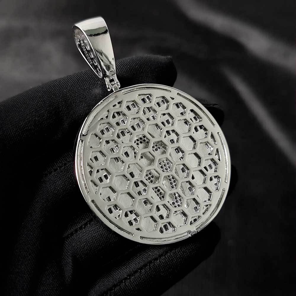 18K/White Gold Jesus Cross Graph Round Pendant