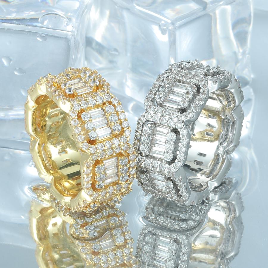 18K/White Hip Hop Cut Halo Ring Tripodjewelry