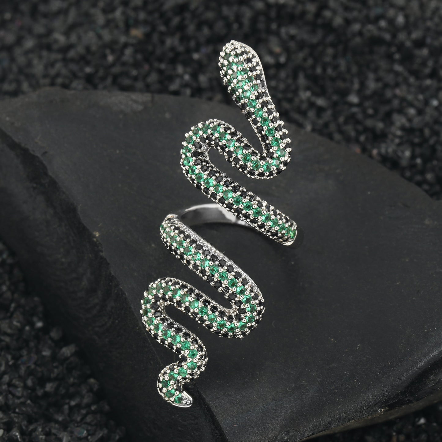 18K/White Gold Iced Snake Ring Tripodjewelry