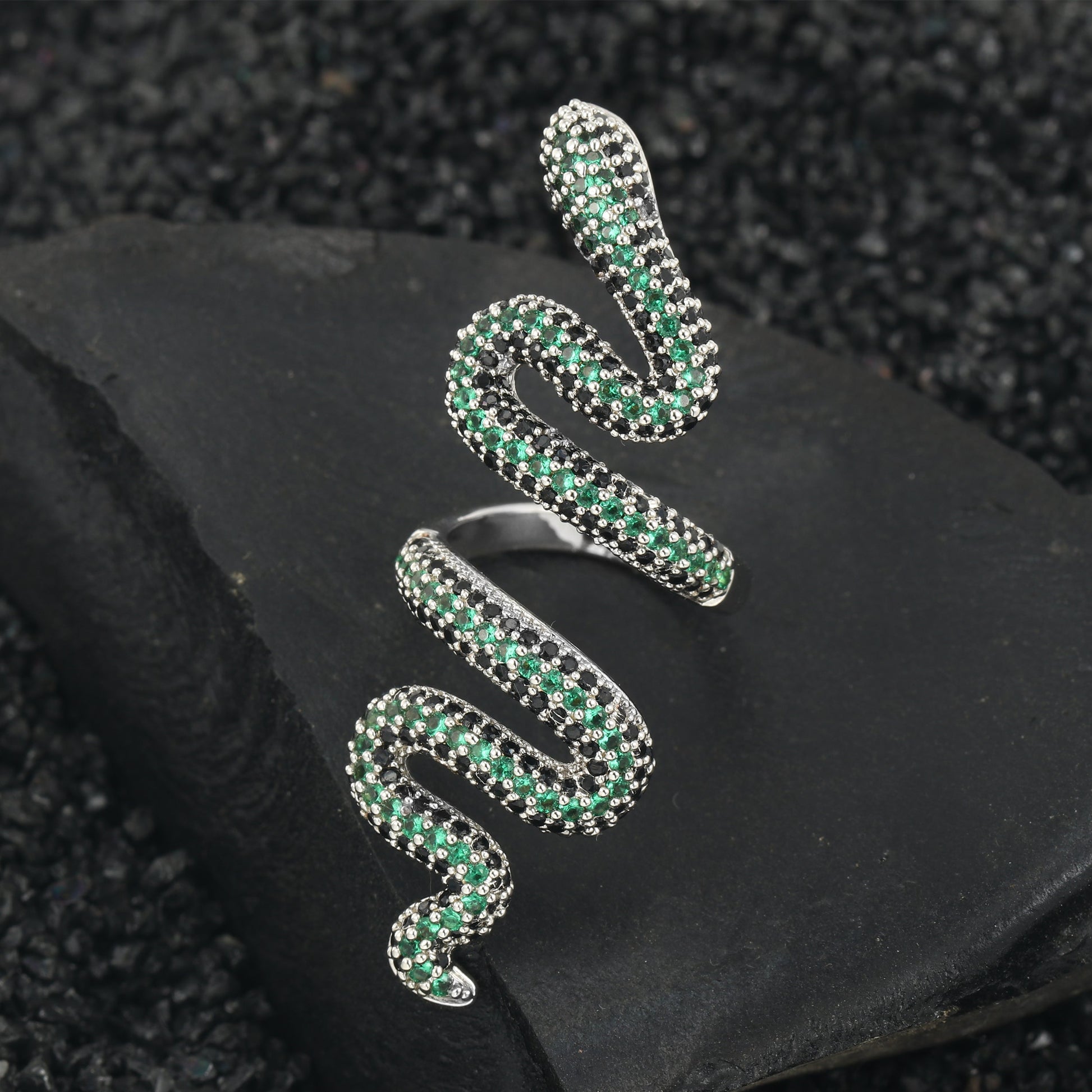 18K/White Gold Iced Snake Ring Tripodjewelry