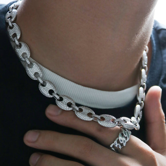 Round Diamond Double Hole Connection Necklace TRIPOD JEWELRY