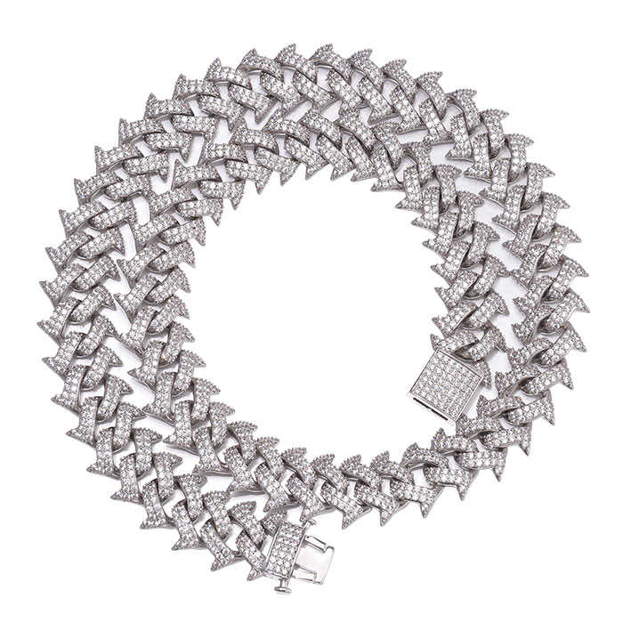 18MM White Gold Plated Simulated Iced Out Cuban Link Chain Necklace - Tripodjewelry