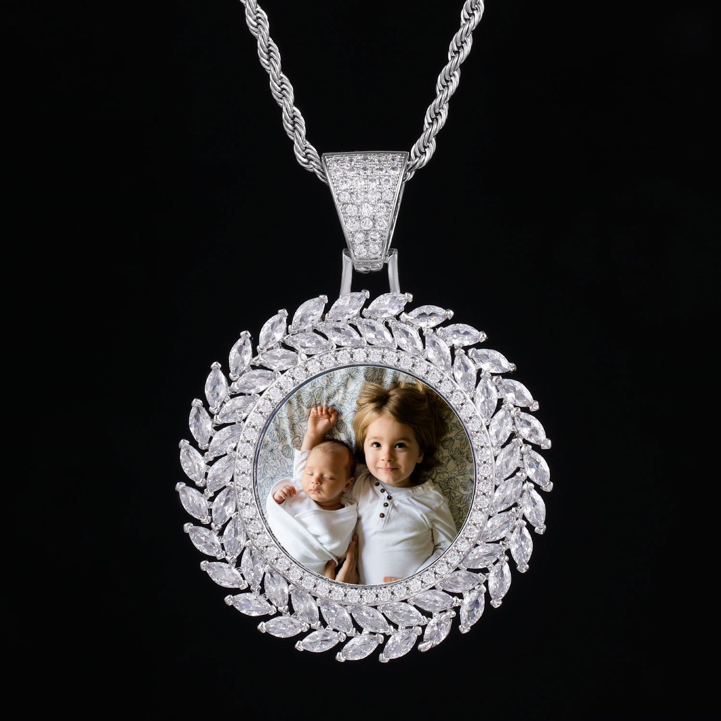 Picture Custom Pendant- Leaf Type